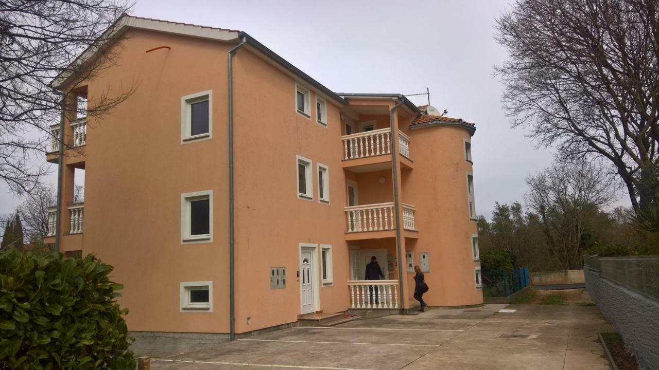 Apartment Poleti مالينسكا المظهر الخارجي الصورة